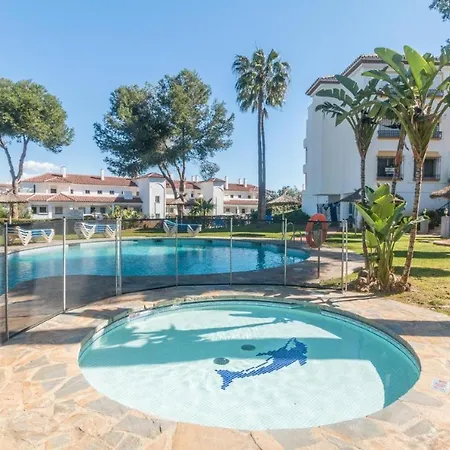 Luxury Renovated Penthouse Miraflores, Apartamento *
